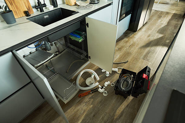 24/7 Emergency Toilet Repair experts in Russell, KS